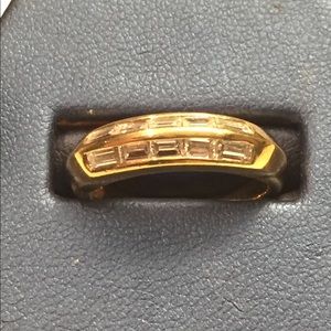 14k yellow gold baguette diamond wedding band
